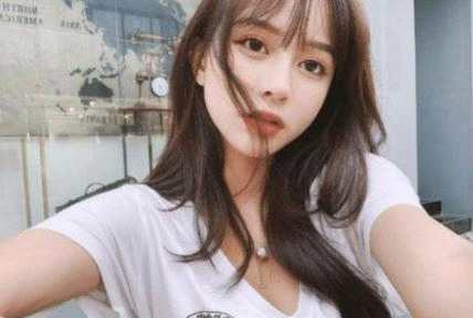 王静雅资料,才华横溢的青年才俊，引领时代潮流的先锋人物