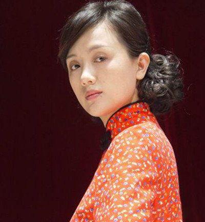 李双双个人资料,才华横溢的影视新星，演绎人生百态